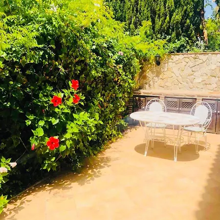 The Golden Mile Villa *
